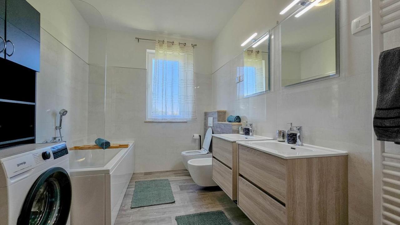 Casa Gojtan Villa Karigador Kültér fotó